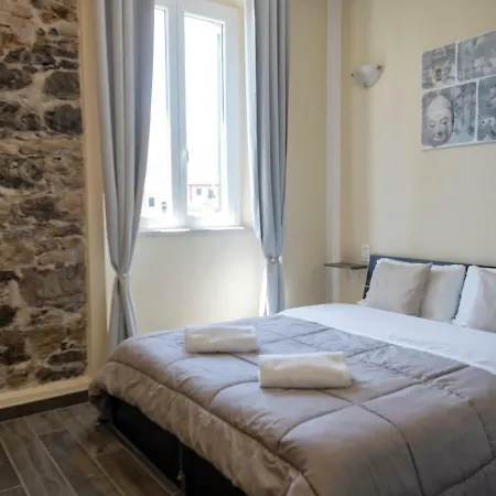 Guest house Vicolocorto 2*