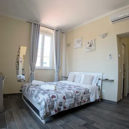 Πανσιόν Vicolocorto 4*