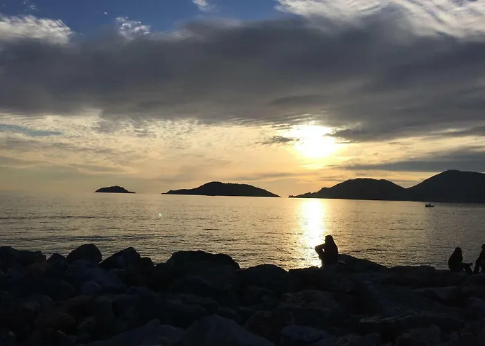 Vicolocorto لا سبيتسْيا